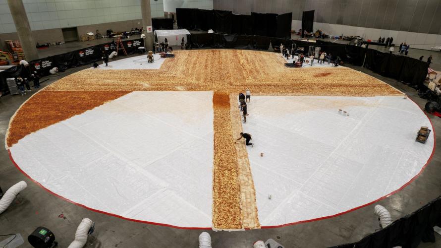Pizza Hut attempts to set record for world's biggest pizza