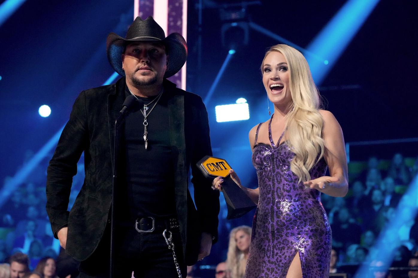 miranda lambert cmt awards 2022