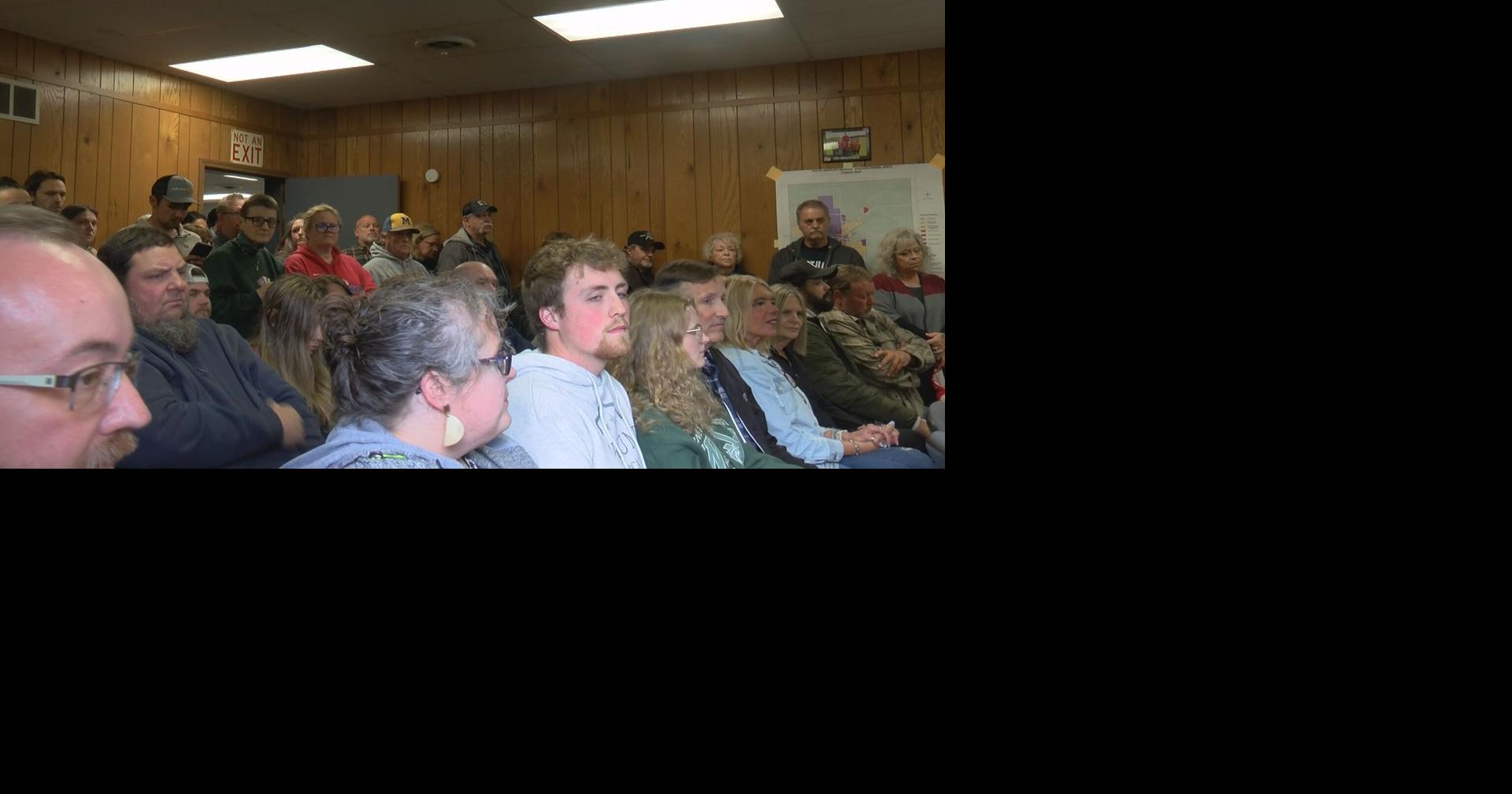 South Whitley Town Council aims to terminate officer amid threats from