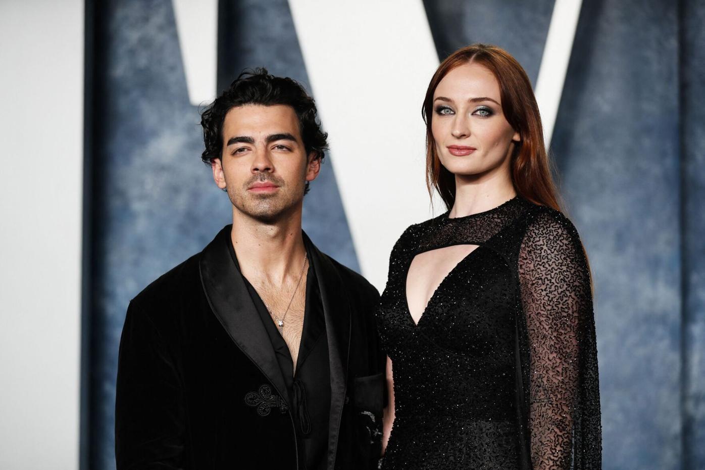 Sophie Turner sues Joe Jonas to return their 2 children to England - Good  Morning America