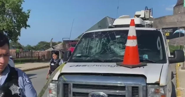 CBS Chicago reporter, photographer attacked by 3 men near Adler Planetarium