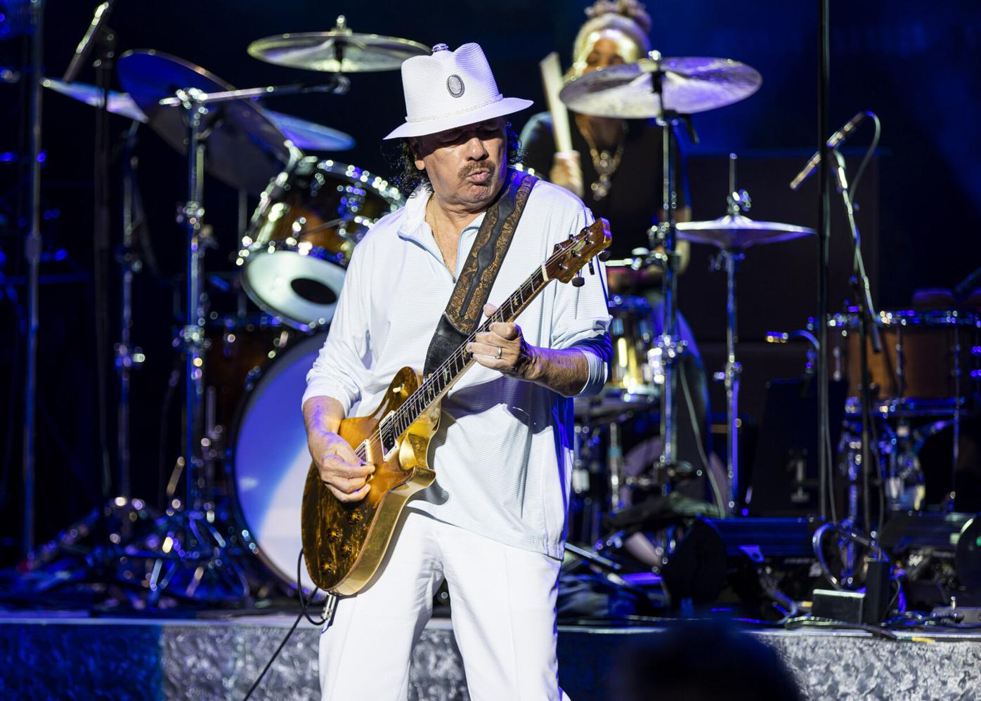 Guitarist Carlos Santana collapsed from dehydration while