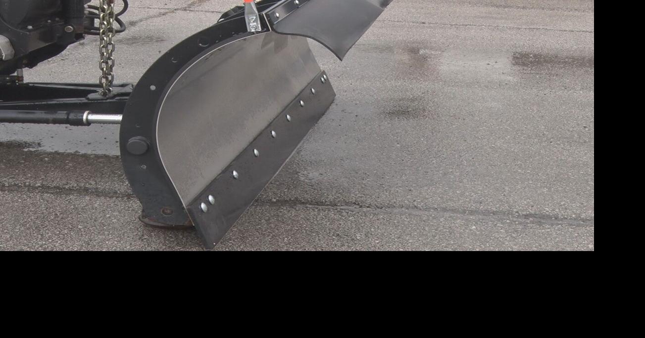 Two people hospitalized after Northwest Ohio snow plow crash News