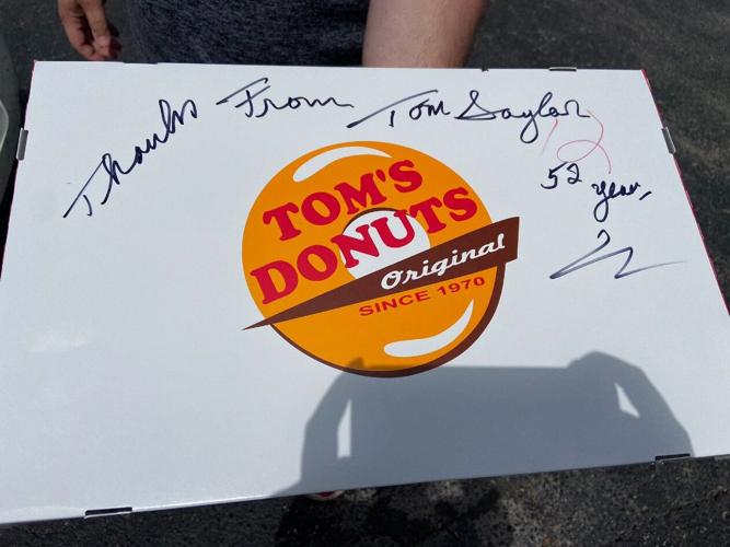 Tom's Donuts by Lake James sets Guinness World Record Local
