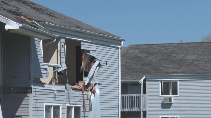 "Are we gonna die?" Neighbors share reactions to 11hour Kendallville