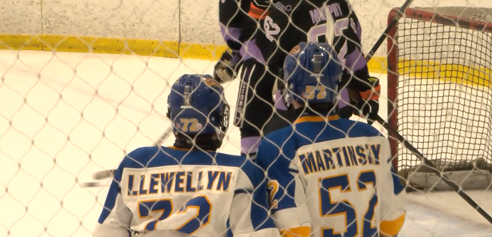 High School Hockey: Leo edges out Homestead, 3-2