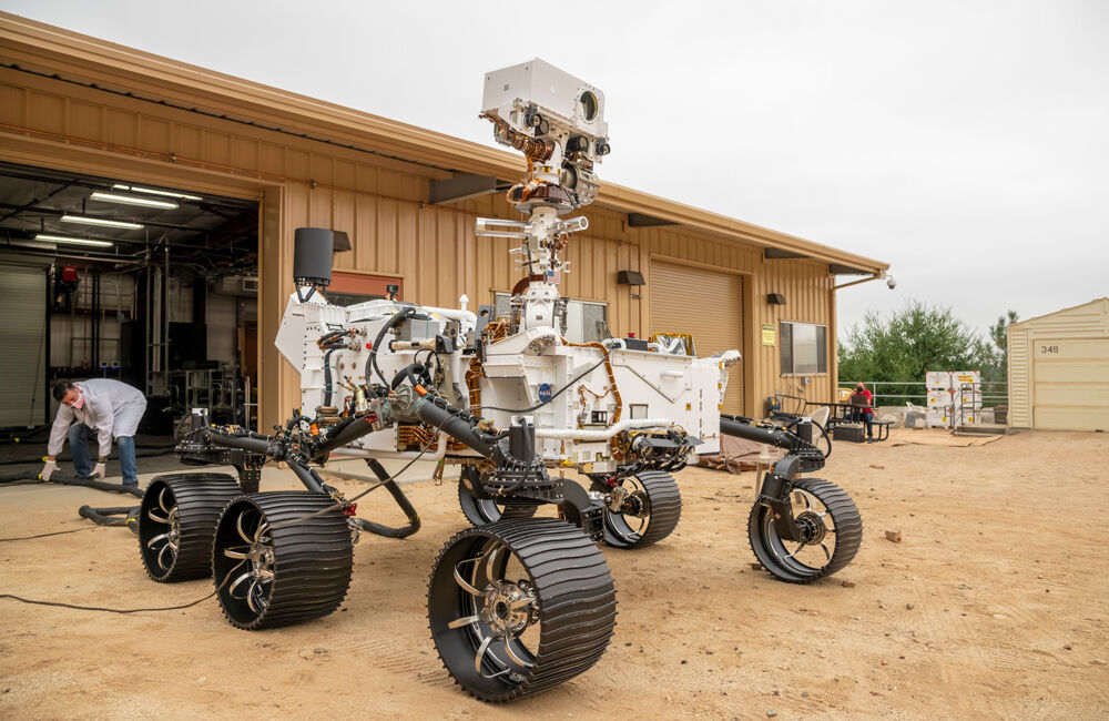 Nasa is sending an unmanned helicopter to mars for the first time us 