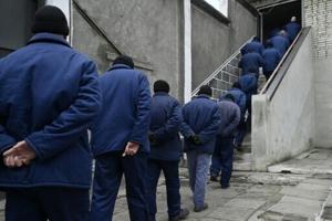 The foreign POWs stuck in Ukrainian prison limbo