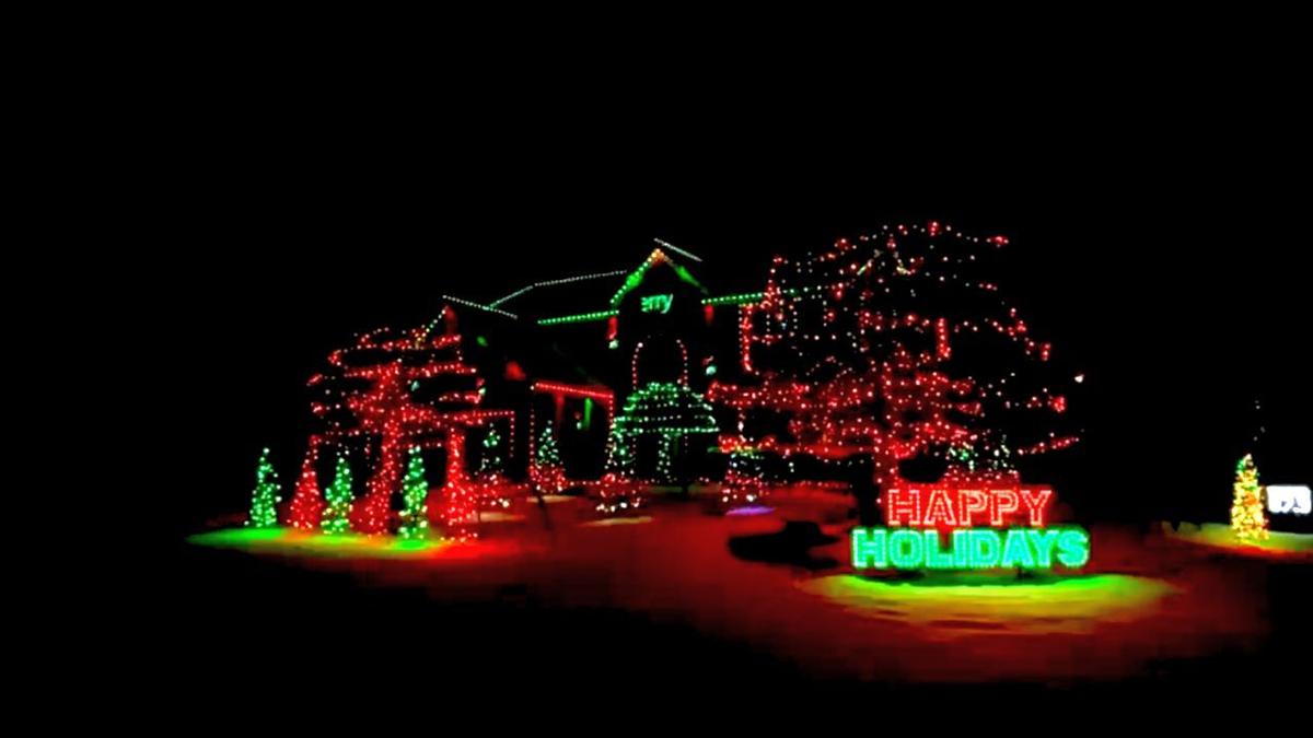 Taylor Swift shouts out Twinsburg family's Christmas light display 
