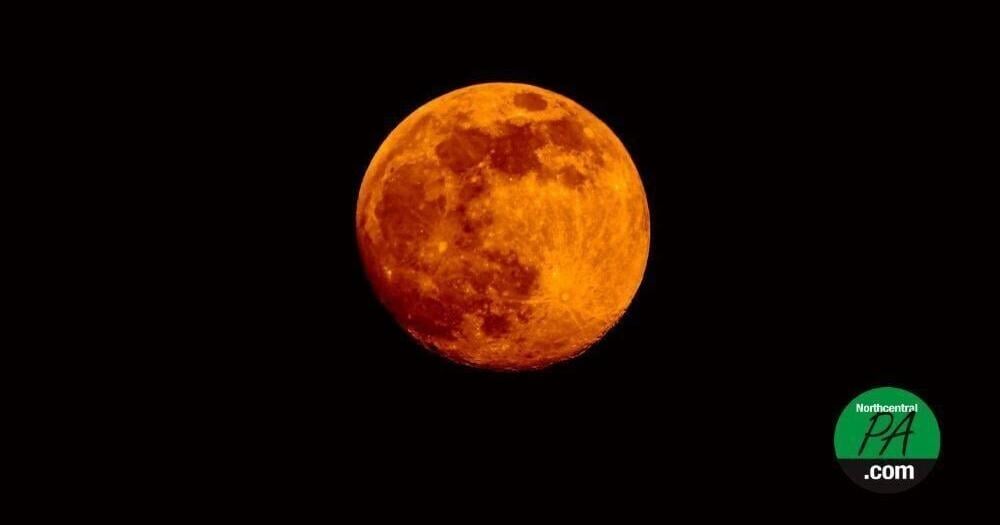 Near-total lunar eclipse expected to turn moon red tonight