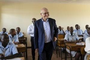 'I know the pain': ex-refugee takes over as UNHCR chief