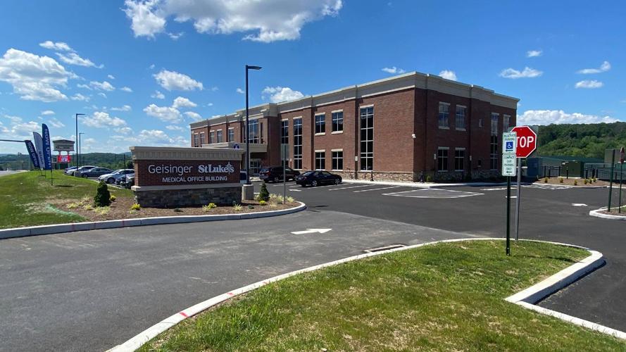 New Geisinger St. Luke’s medical office building opens in Schuylkill