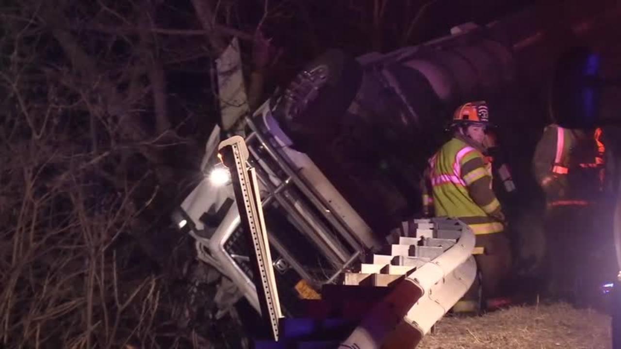 1 killed in tractortrailer crash on I80 in Warren County News