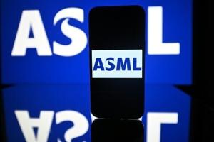 AI expansion drives up profits at bullish tech giant ASML