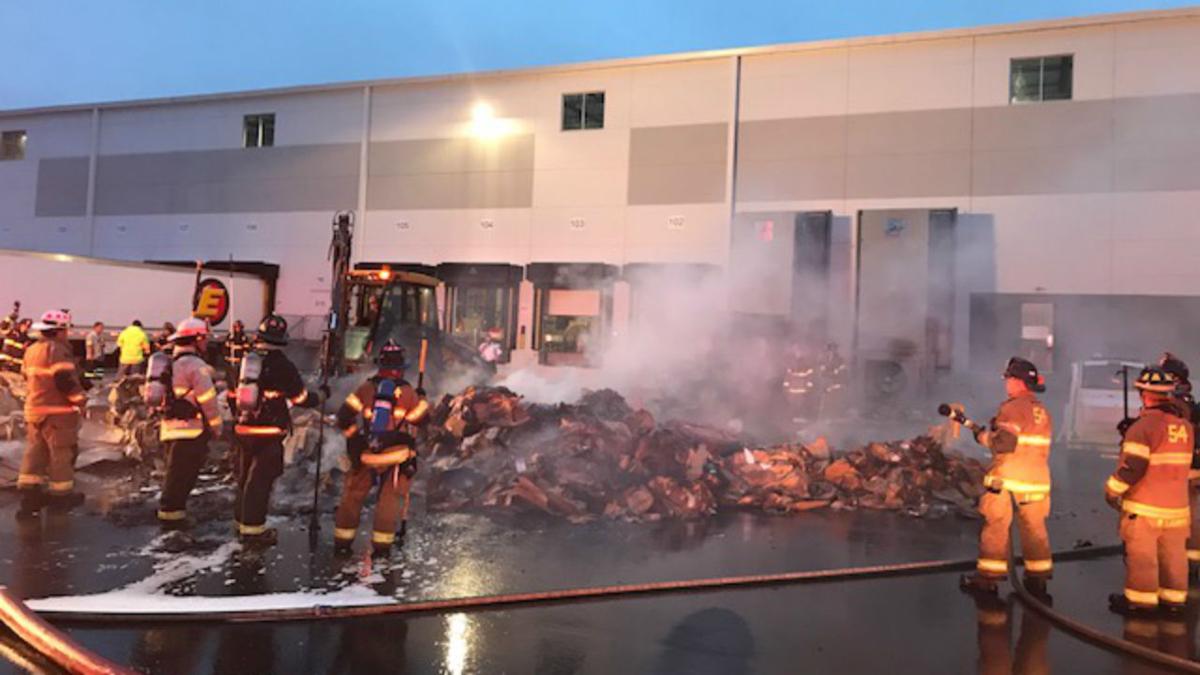 Fire Breaks Out Overnight At Amazon Warehouse In Palmer Lehigh Valley Regional News Wfmz Com