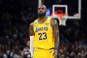 James's All-NBA streak ends as Lakers rule superstar out of Spurs clash
