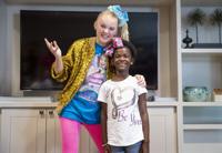 St Jude Celebrity Ambassadors Jennifer Aniston Drew Barrymore Sofia Vergara Luis Fonsi Michael Strahan Mark Wahlberg Cindy Crawford Kaia Gerber Shaun White Jojo Siwa Willie Geist And More Unite During Childhood Cancer
