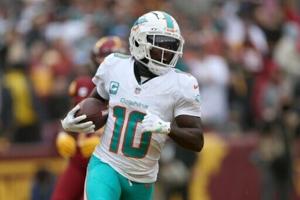 Miami Dolphins release injured star receiver Hill