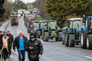 Thousands of Irish farmers protest EU-Mercosur trade deal