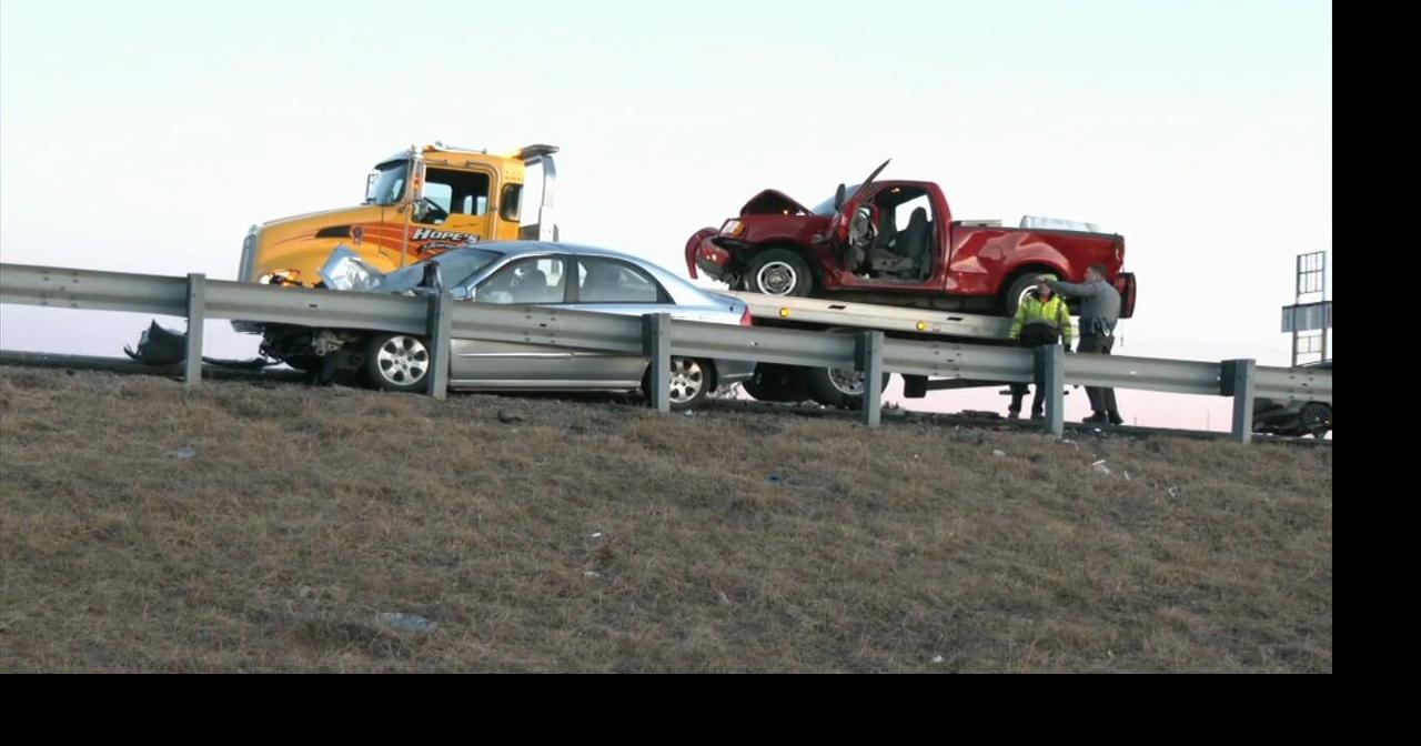 2 seriously injured after multi-vehicle crash on I-81, state police ...