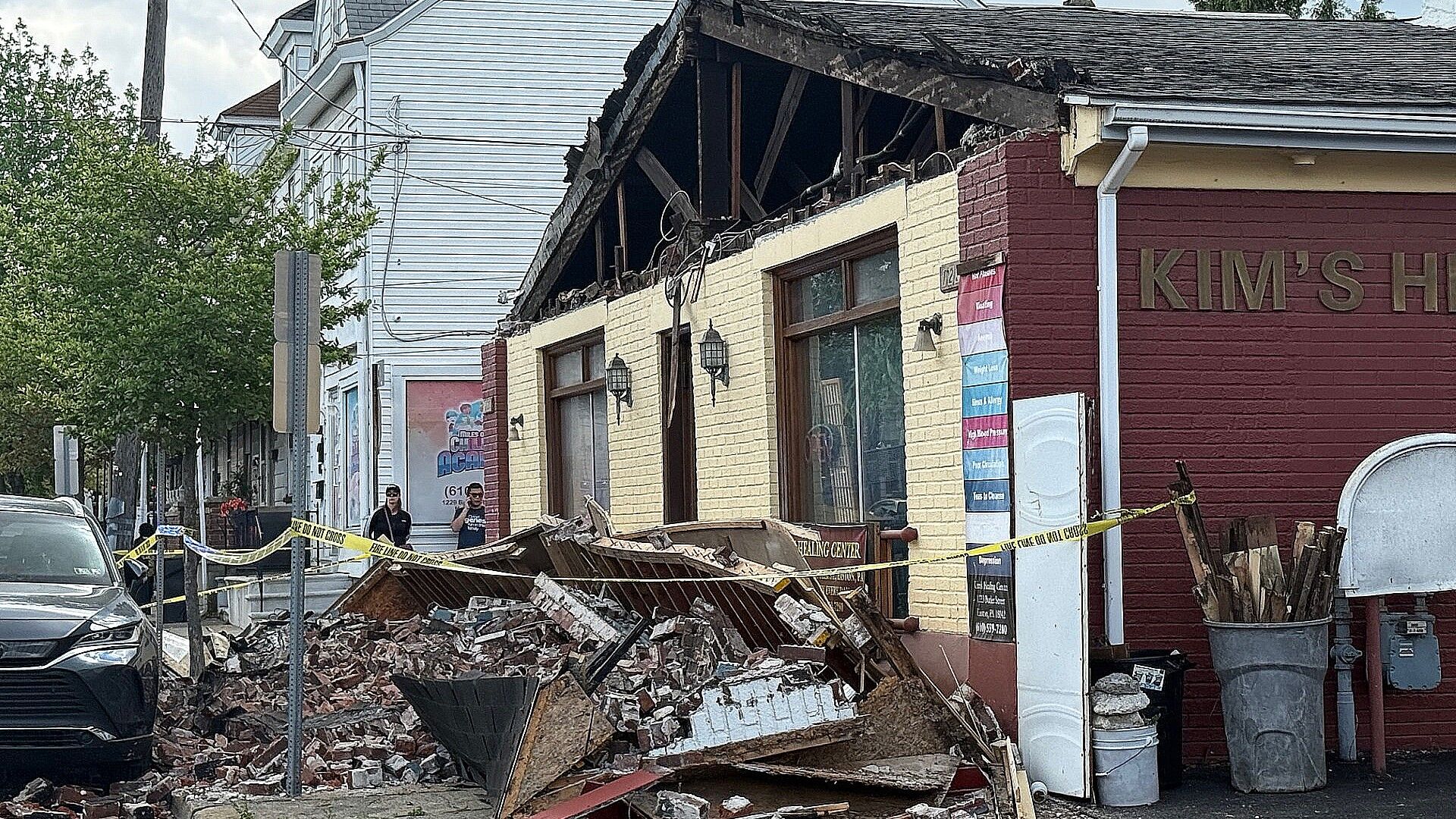No injuries reported in Easton partial building collapse | Lehigh ...