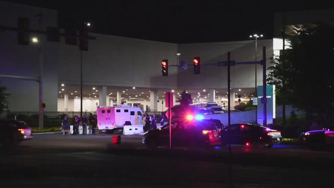 Looters Hit King Of Prussia Mall Video Wfmz Com