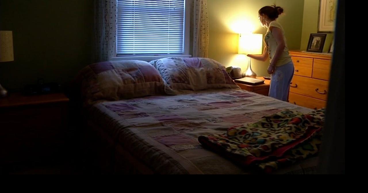 Health Beat: Sleep doctor shares tips for getting back on track this summer