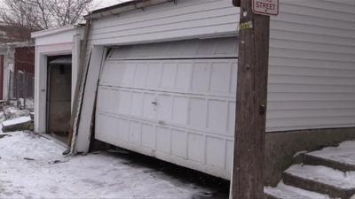 Spray Paint Fumes Ignite Damage Allentown Garage Inside Your Town Wfmz Com