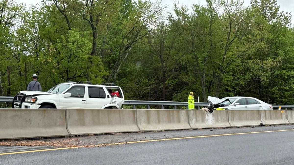 Two-vehicle crash shuts down northbound lanes of Route 309 in ...
