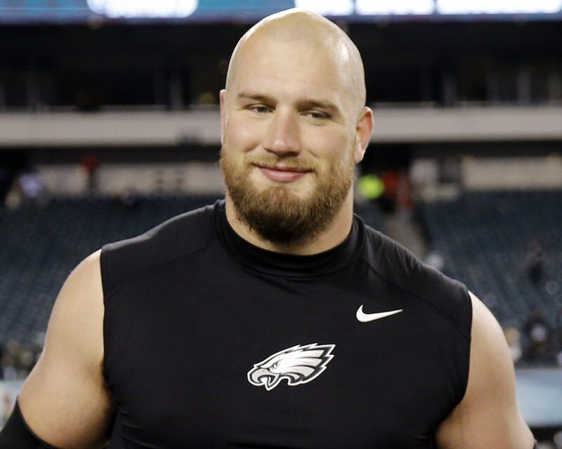 Eagles' Lane Johnson to rejoin team, says he is battling depression, anxiety, Sports