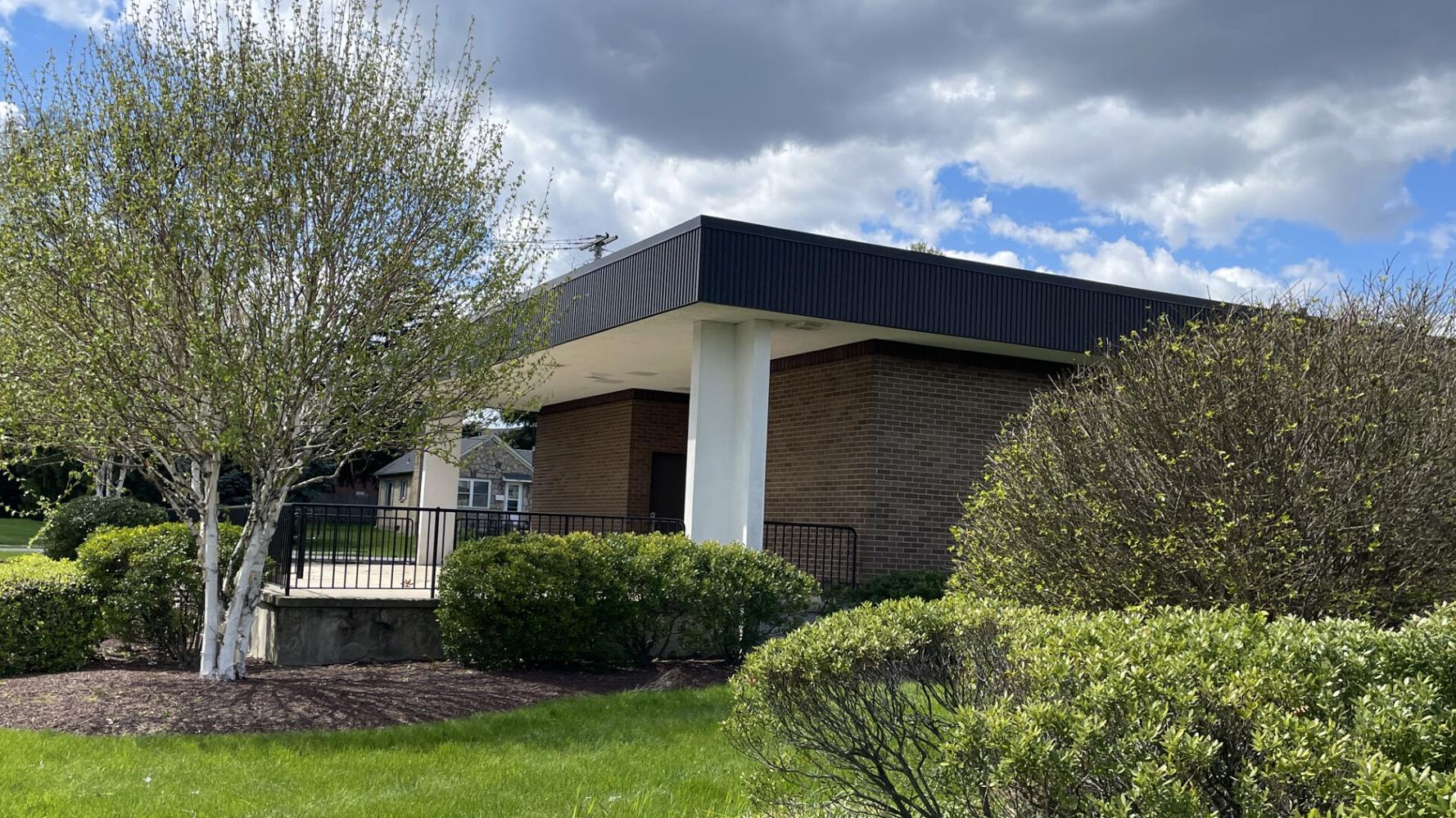 Former Wells Fargo branch on Easton Avenue in Bethlehem sold for 1.03M