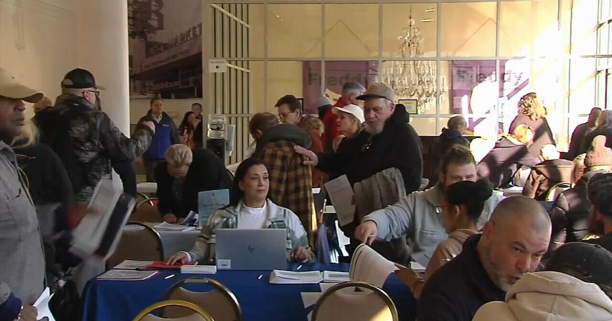 ‘He was shell-shocked’: Relief agencies meet with dozens displaced by ...