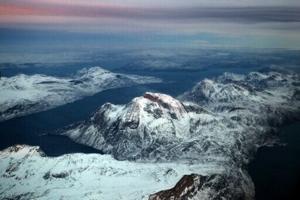 Greenland's elite dogsled unit patrols desolate, icy Arctic