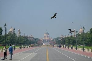 India replaces British architect statue with independence hero
