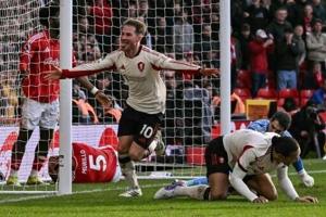 Liverpool late show floors Nottingham Forest