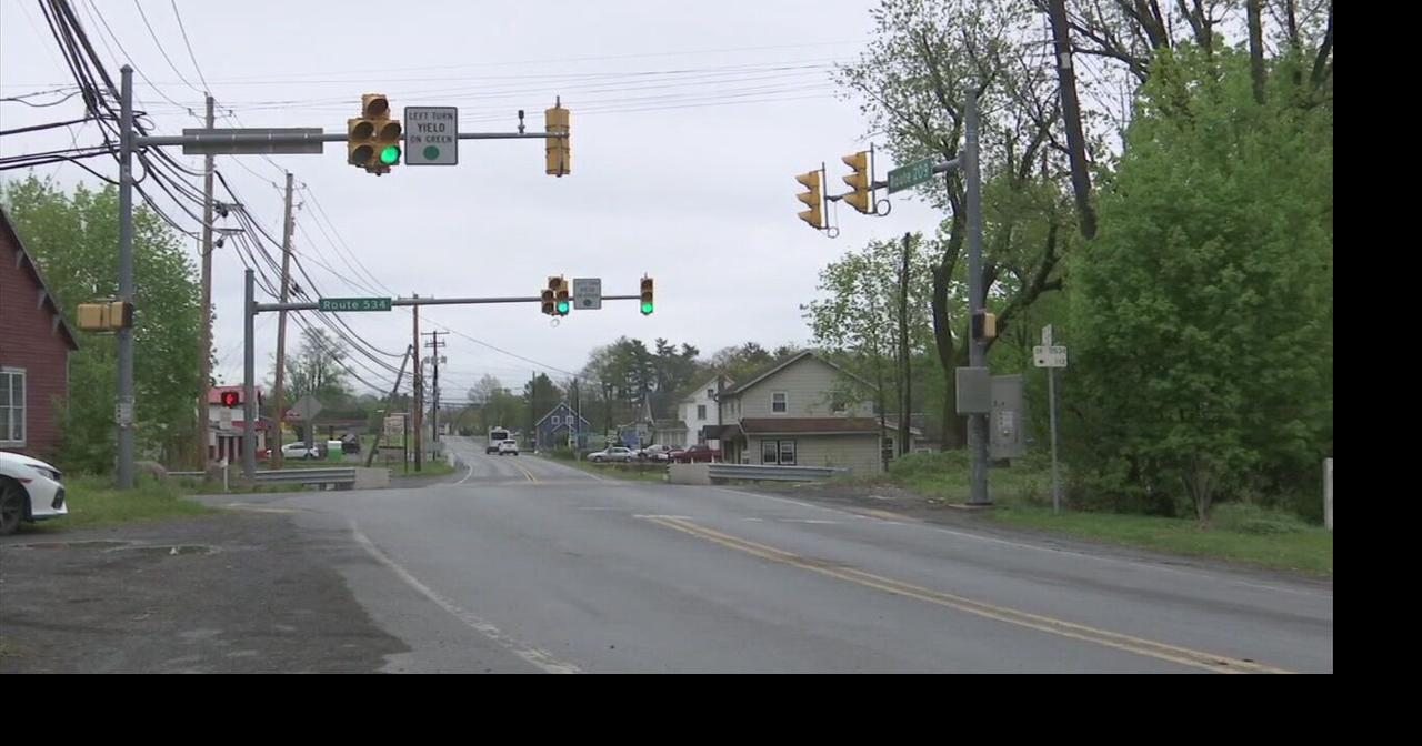 Man dies after crash with school bus in Monroe County Poconos and