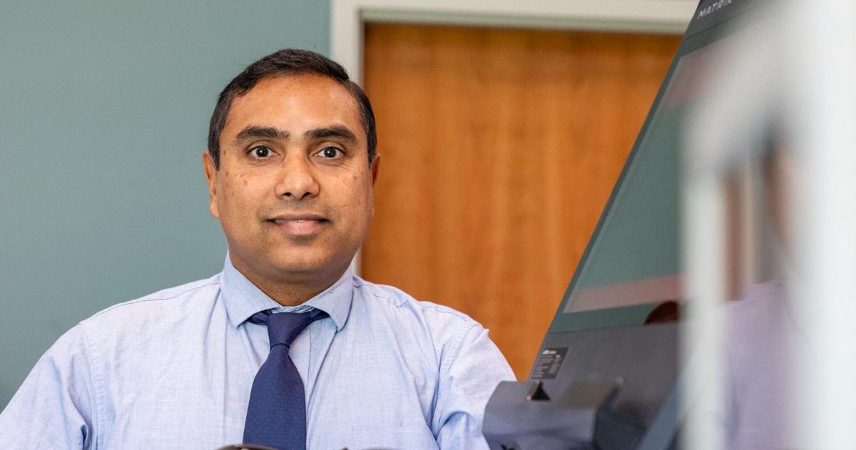 Berks professor receives Keynote Speaker Award for talk on wearable fitness technology
