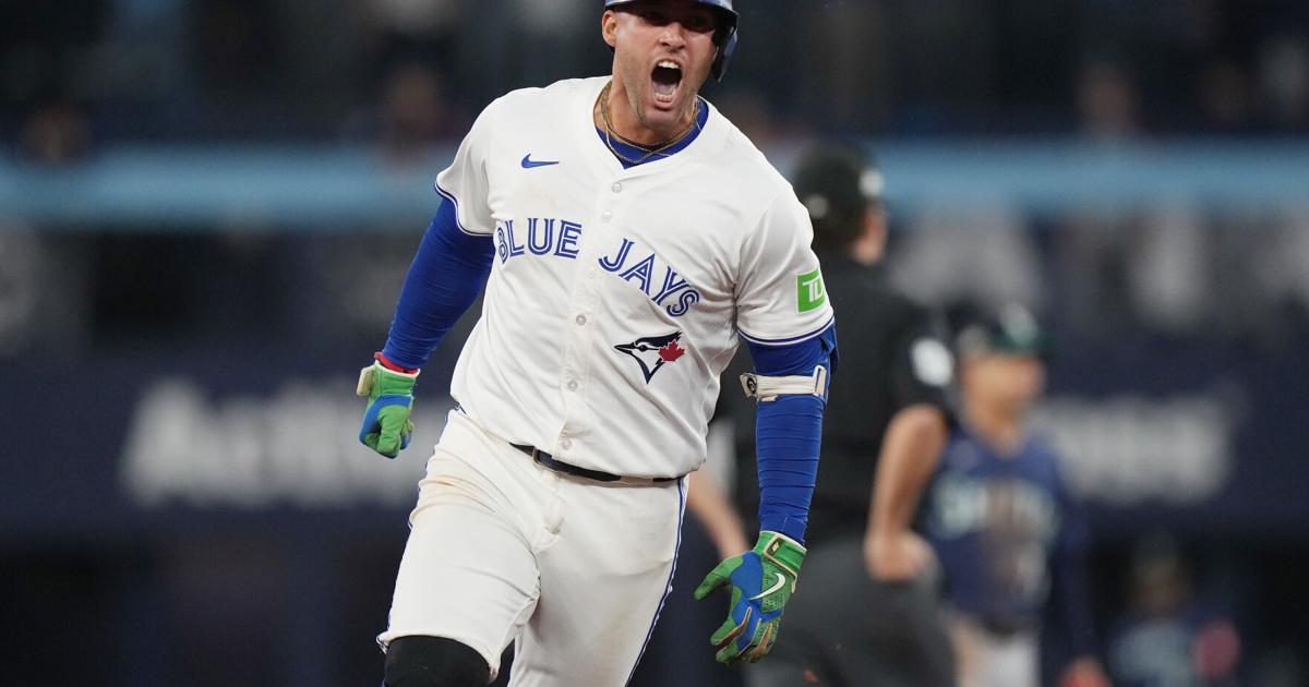 World Series will open in Toronto after George Springer's HR gives Blue Jays win over Seattle