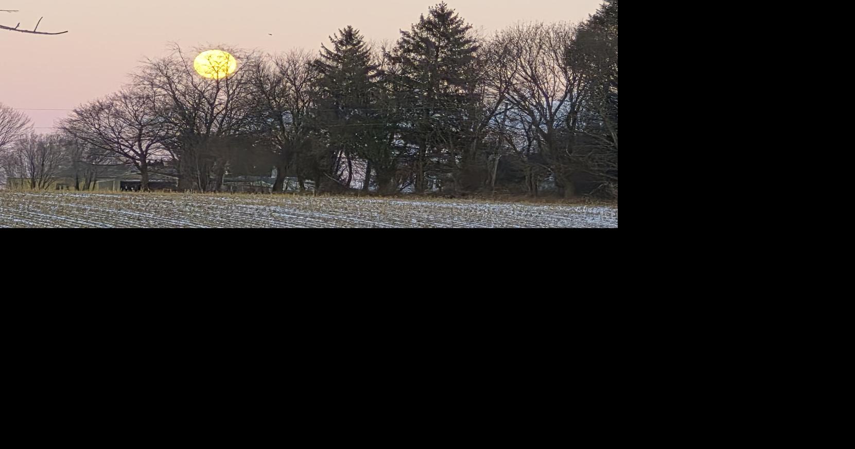 PHOTOS: Big, bright supermoon lights up the sky | | wfmz.com