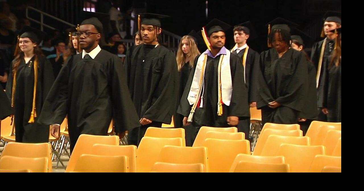 Freedom High School celebrates class of 2025 | Bethlehem Area | wfmz.com