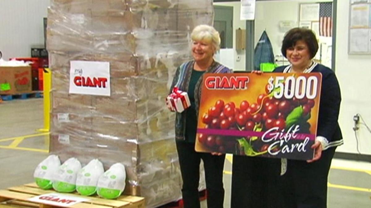 Giant Donation Helps Put Food On Thanksgiving Dinner Tables Berks Regional News Wfmz Com