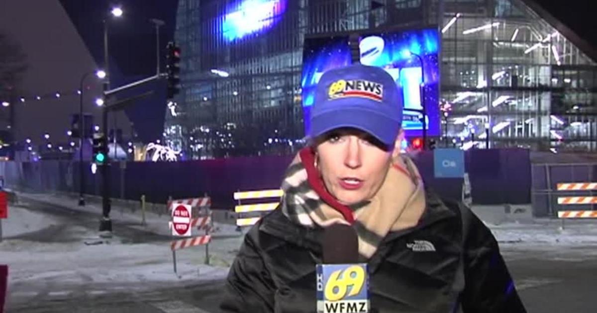 WFMZ's Joy Howe talks food with sports fans in Minneapolis | News ...