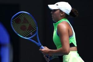 'Timid' Keys makes shaky start to Australian Open title defence
