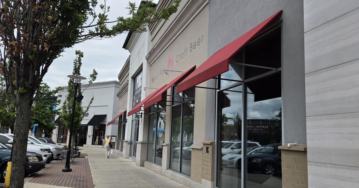 'Delicious food and drinks': New Lehigh Valley Mall tenant to serve local wine, brick-oven pizza