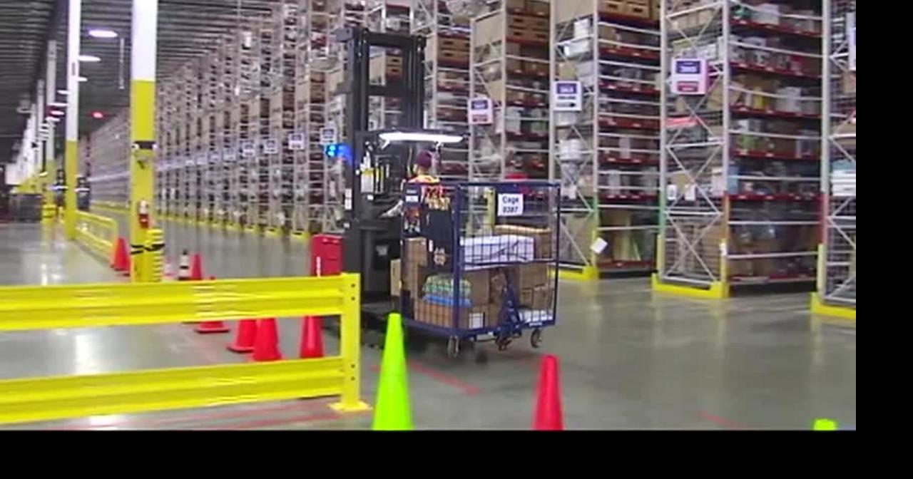 Amazon opens doors to fulfillment center | Business News | wfmz.com