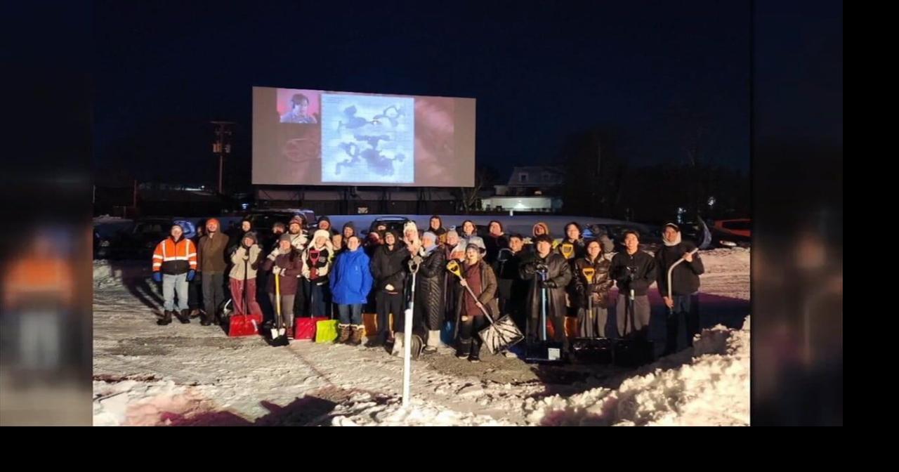 'Mark sent us': Internet superstar rallies community to clear snow for local drive-in movie premiere
