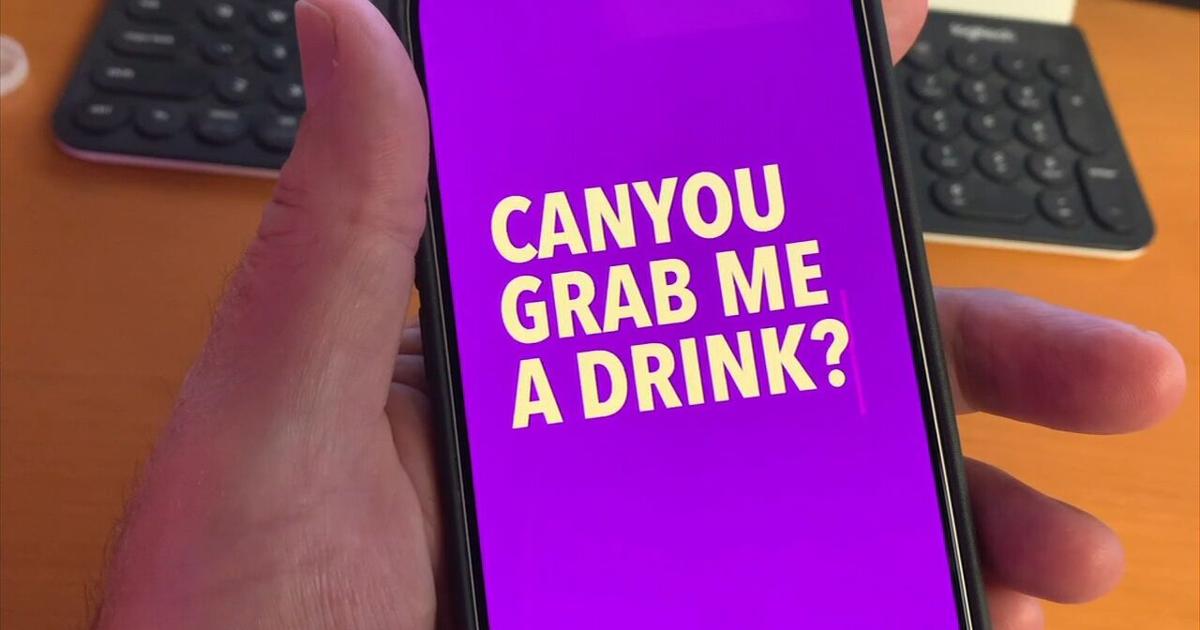 What the Tech? Long Shout turns your phone into giant digital sign