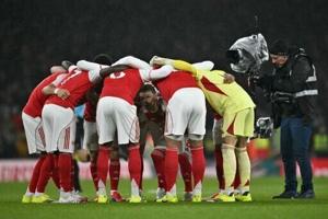 Arsenal face Man Utd test as City search for spark