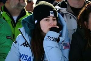Expectation, then stunned silence as Vonn crashes out of Olympics