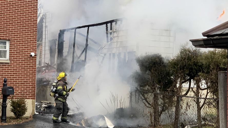 PHOTOS Fire destroys home in Bath